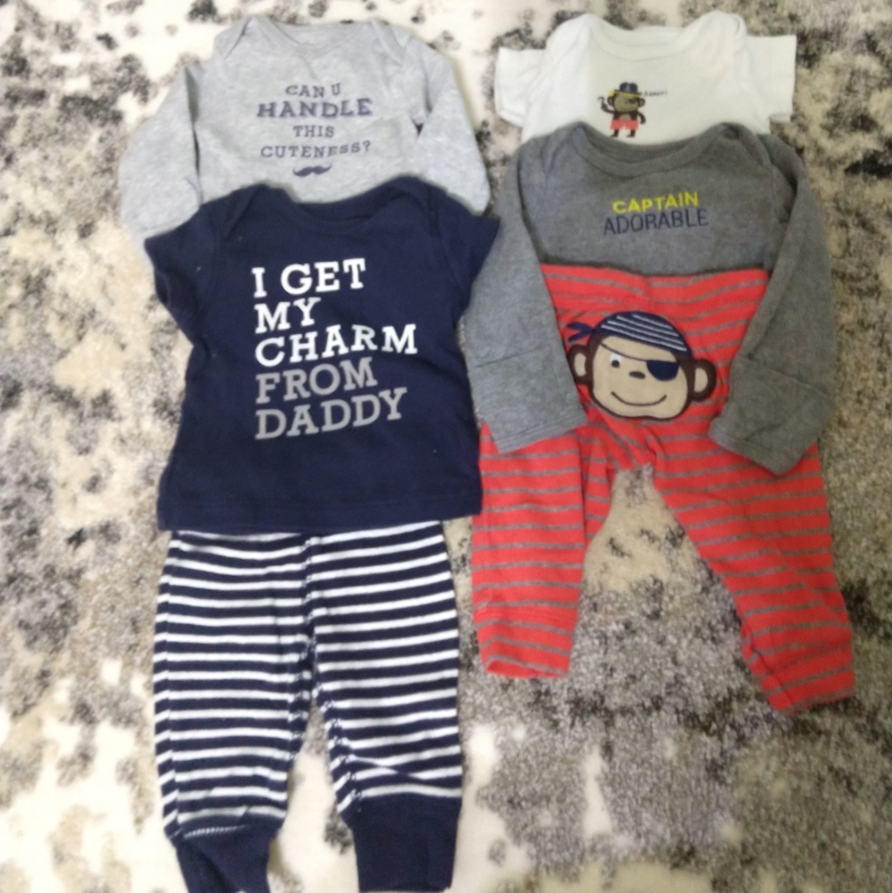 Carter's newborn sets